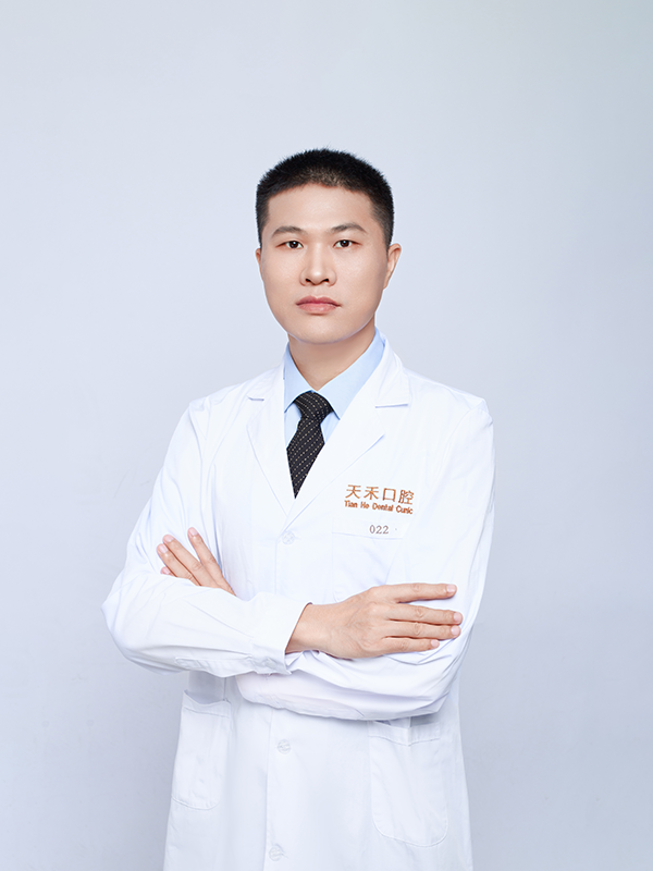 龙朝晖